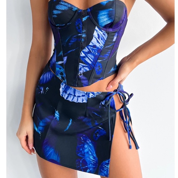 SOLD - Picture 1 of 6